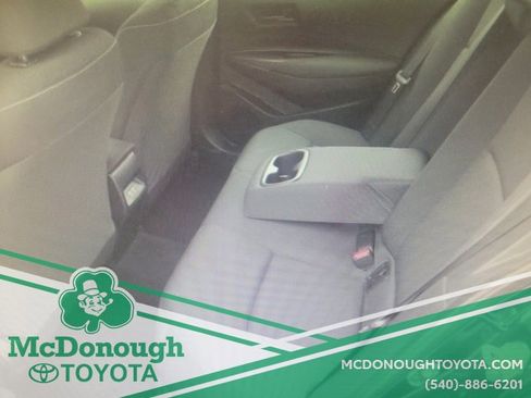 Certified 2023 Toyota Corolla LE image 3