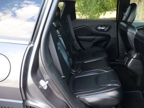 Used 2014 Jeep Cherokee Limited AWD/4WD image 21