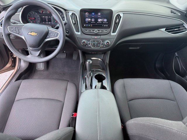 Used 2019 Chevrolet Malibu LT FWD image 18