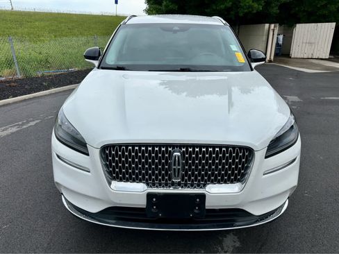 Used 2021 Lincoln Corsair AWD w/ Equipment Group 101A image 2