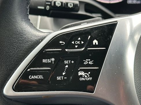 Used 2023 Mercedes-Benz GLC 300 image 21