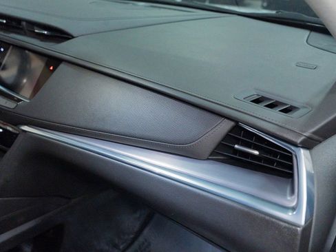 Used 2018 Cadillac XT5 Premium Luxury w/ Driver Assist Package image 35