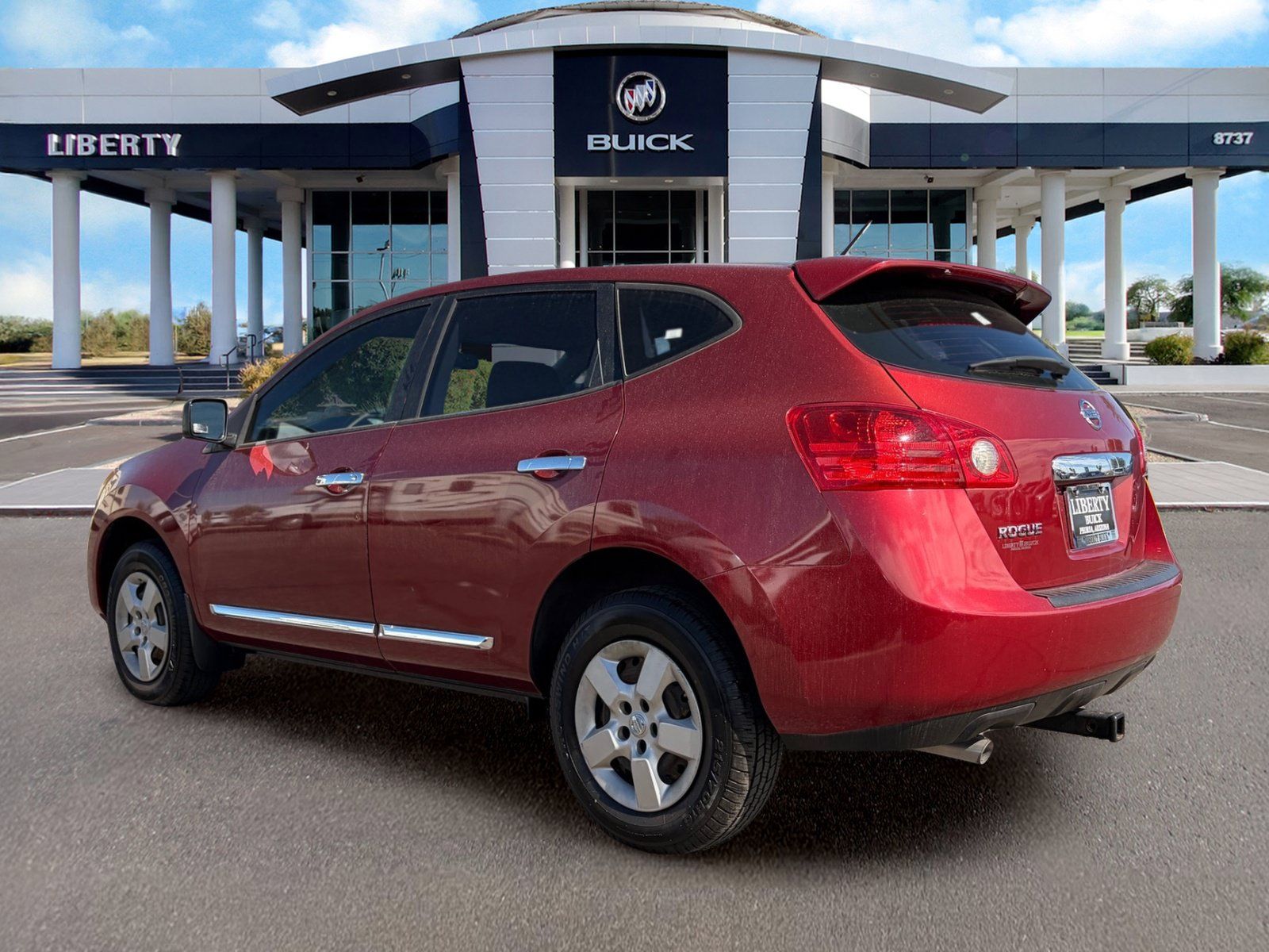Used 2013 Nissan Rogue S FWD image 8