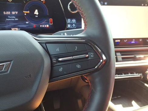 Used 2025 Chevrolet Equinox EV RS image 34