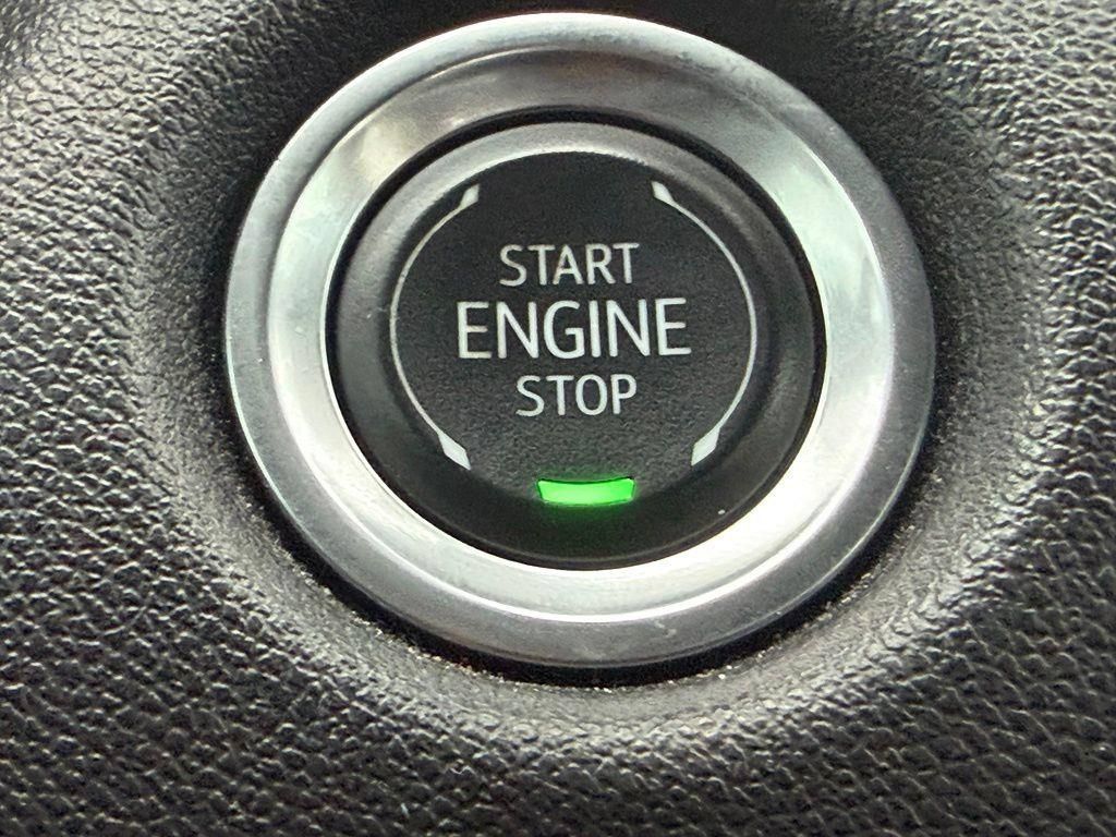 Used 2024 Chevrolet Colorado W/T RWD image 19