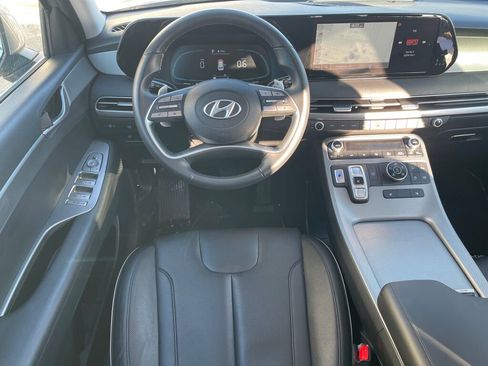 Used 2023 Hyundai Palisade SEL image 2
