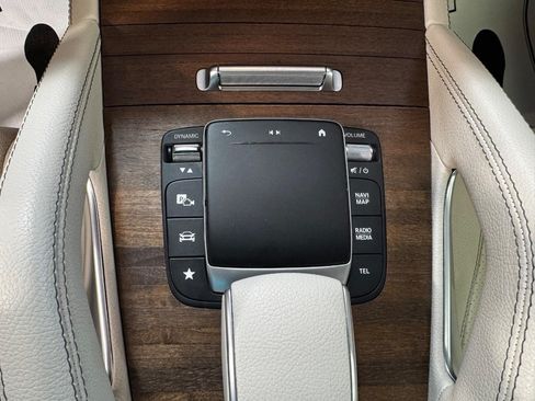 Used 2022 Mercedes-Benz GLS 450 4MATIC image 22