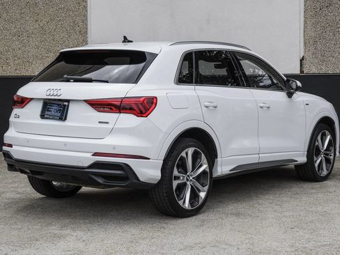 Used 2020 Audi Q3 2.0T Premium Plus w/ Premium Plus Package AWD/4WD image 9