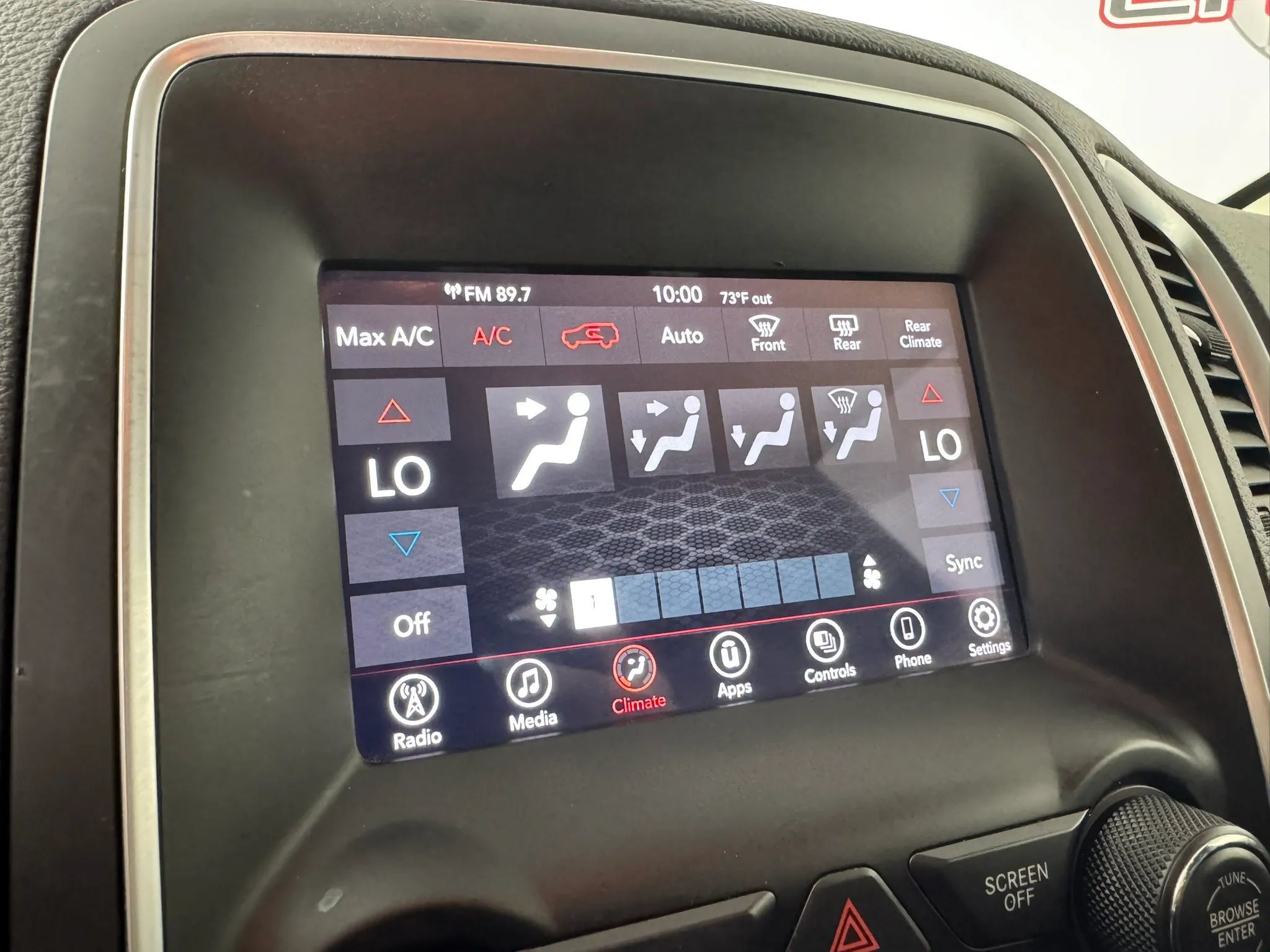 Used 2020 Dodge Durango SXT AWD/4WD image 20