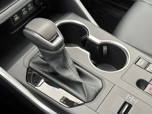 New 2026 Toyota Highlander XLE image 21