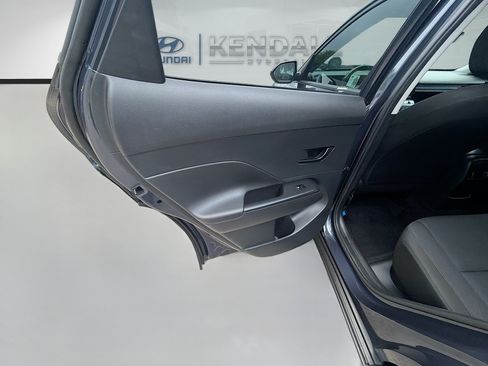 Used 2024 Hyundai Kona SEL FWD image 23