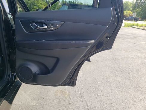 Used 2016 Nissan Rogue SL AWD/4WD image 26