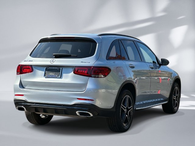 Certified 2022 Mercedes-Benz GLC 300 4MATIC image 4