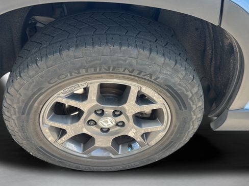 Certified 2024 Honda Pilot TrailSport image 37