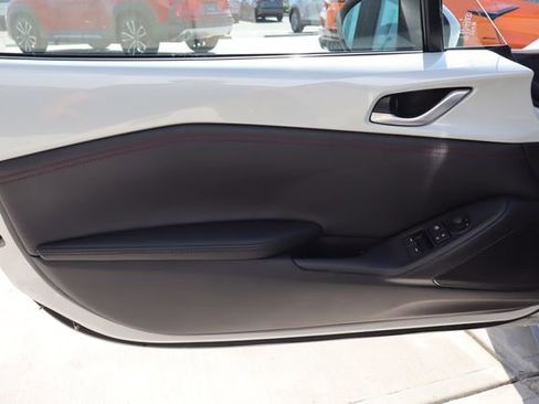 Used 2016 MAZDA MX-5 Miata Grand Touring image 20