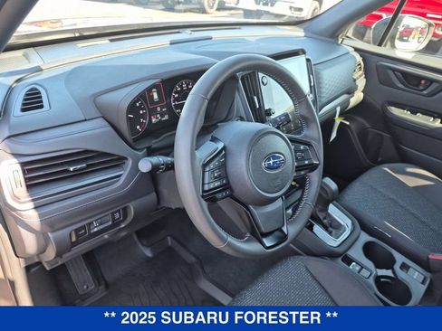 Used 2025 Subaru Forester Premium AWD/4WD image 13
