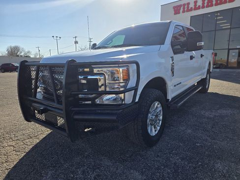 Used 2022 Ford F250 XL w/ STX Appearance Package image 3