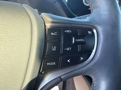 Used 2022 Lexus ES 350 w/ Premium Package image 28