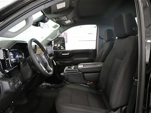 New 2025 Chevrolet Silverado 2500 LT w/ Convenience Package image 10