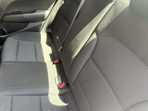 Used 2019 Hyundai Elantra SE w/ Cargo Package FWD image 31