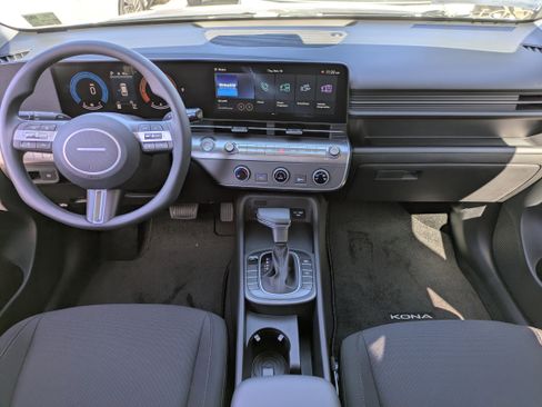 New 2026 Hyundai Kona SE image 15