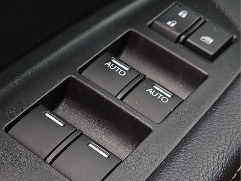 Used 2022 Honda Ridgeline RTL-E image 15