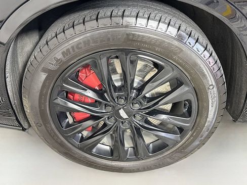 Used 2023 Cadillac XT6 Sport w/ LPO, ONYX Package AWD/4WD image 32