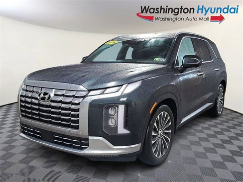 Used 2024 Hyundai Palisade Calligraphy image 3
