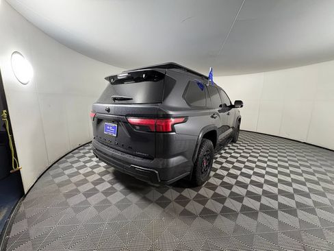 Used 2025 Toyota Sequoia TRD Pro AWD/4WD image 5