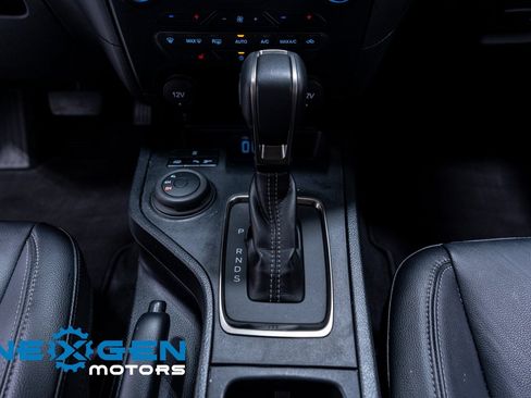 Used 2023 Ford Ranger Lariat w/ Technology Package image 15