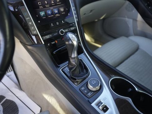 Used 2014 INFINITI Q50 Sport w/ Deluxe Touring Package image 28