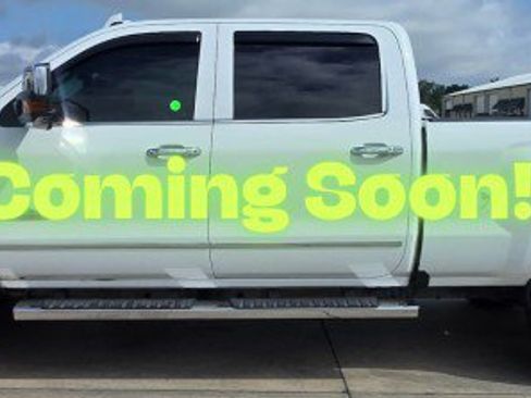 Used 2018 Chevrolet Silverado 2500 High Country w/ Duramax Plus Package AWD/4WD image 3
