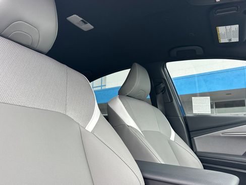 Used 2025 Toyota Camry LE image 16