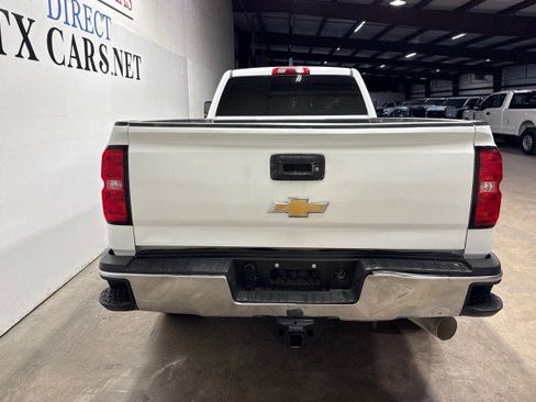 Used 2019 Chevrolet Silverado 2500 W/T AWD/4WD image 7