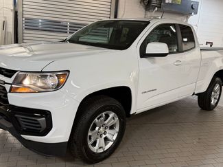 Used 2022 Chevrolet Colorado LT w/ Fleet Safety Package video 2