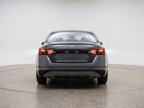 Used 2025 Nissan Altima 2.5 SV image 7
