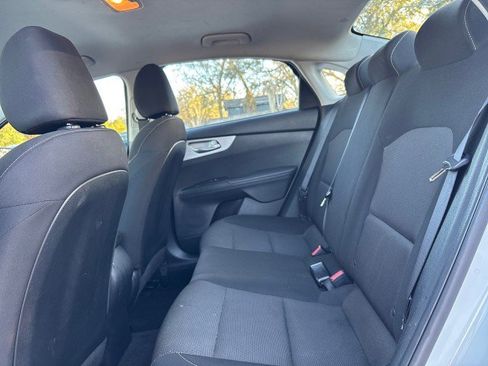 Used 2023 Kia Forte LXS image 11