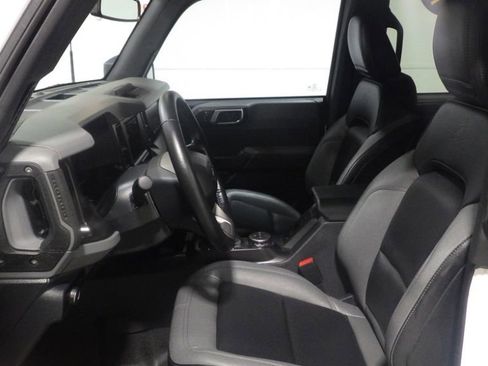 Used 2023 Ford Bronco Big Bend image 8