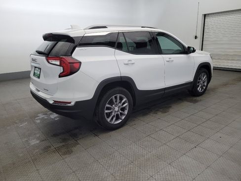 Used 2024 GMC Terrain SLT image 10