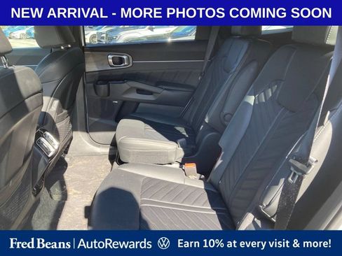 Used 2025 Kia Sorento SX Prestige AWD/4WD image 11
