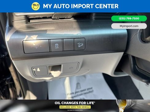 Used 2025 Hyundai Kona SEL AWD/4WD image 14