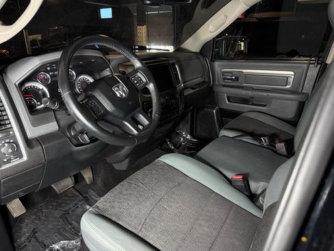 Used 2014 RAM 1500 Classic SLT w/ Luxury Group AWD/4WD image 11