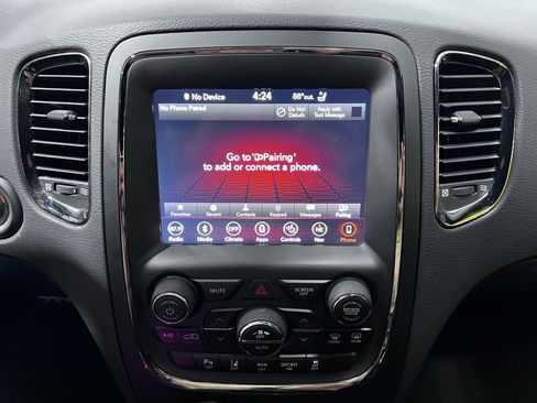 Used 2018 Dodge Durango R/T w/ Technology Group AWD/4WD image 23