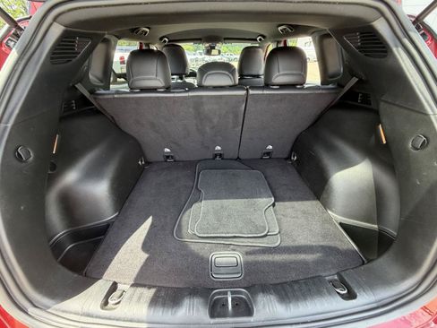 Certified 2025 Jeep Compass Limited AWD/4WD image 18