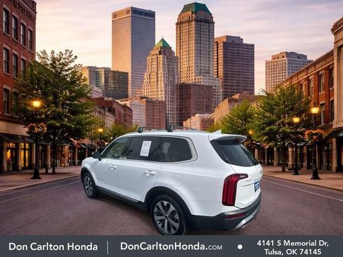 Used 2022 Kia Telluride EX w/ EX Premium Package FWD image 7
