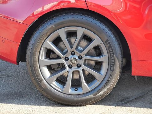 Used 2024 Land Rover Range Rover Sport Dynamic SE image 12