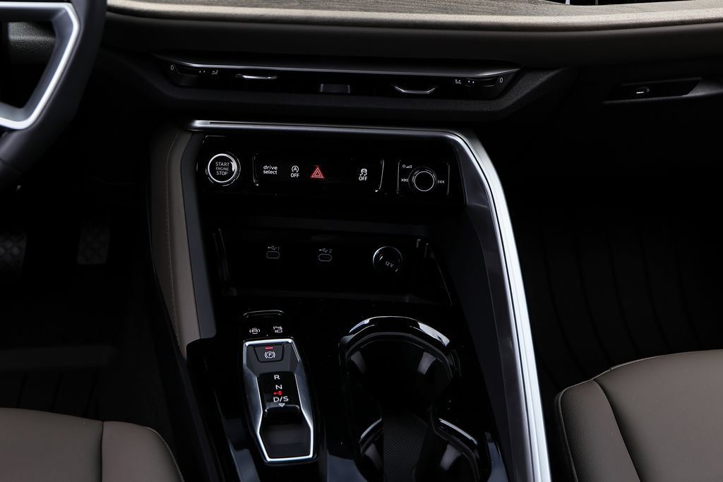 New 2026 Audi Q5 Premium Plus AWD/4WD image 35