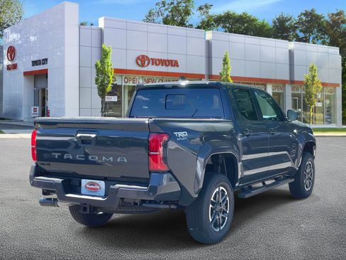 New 2026 Toyota Tacoma TRD Sport w/ TRD Sport Upgrade Package AWD/4WD image 5