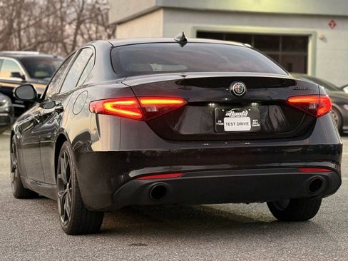 Used 2020 Alfa Romeo Giulia w/ Nero Edizione image 3