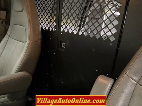 Used 2020 Chevrolet Express 2500 w/ Communications Package RWD image 18
